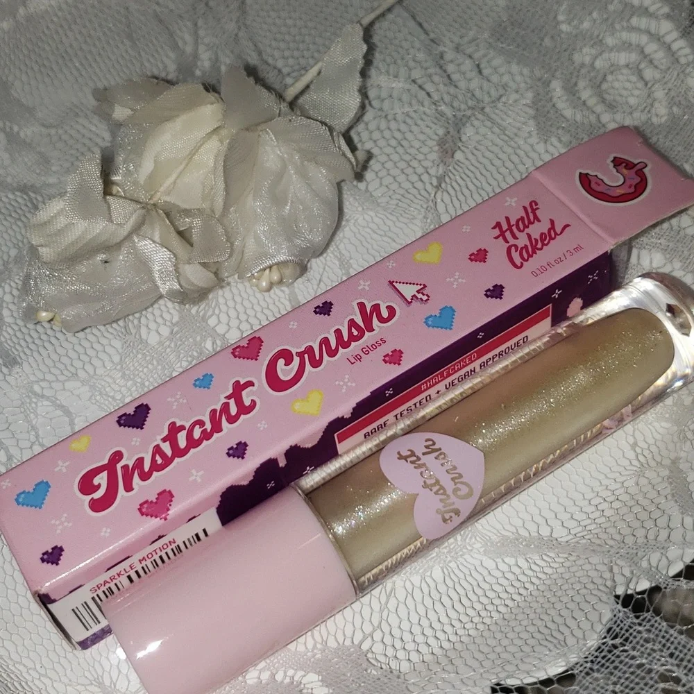 SPARKLE MOTION Half Caked Instant Crush Lip Gloss NWT